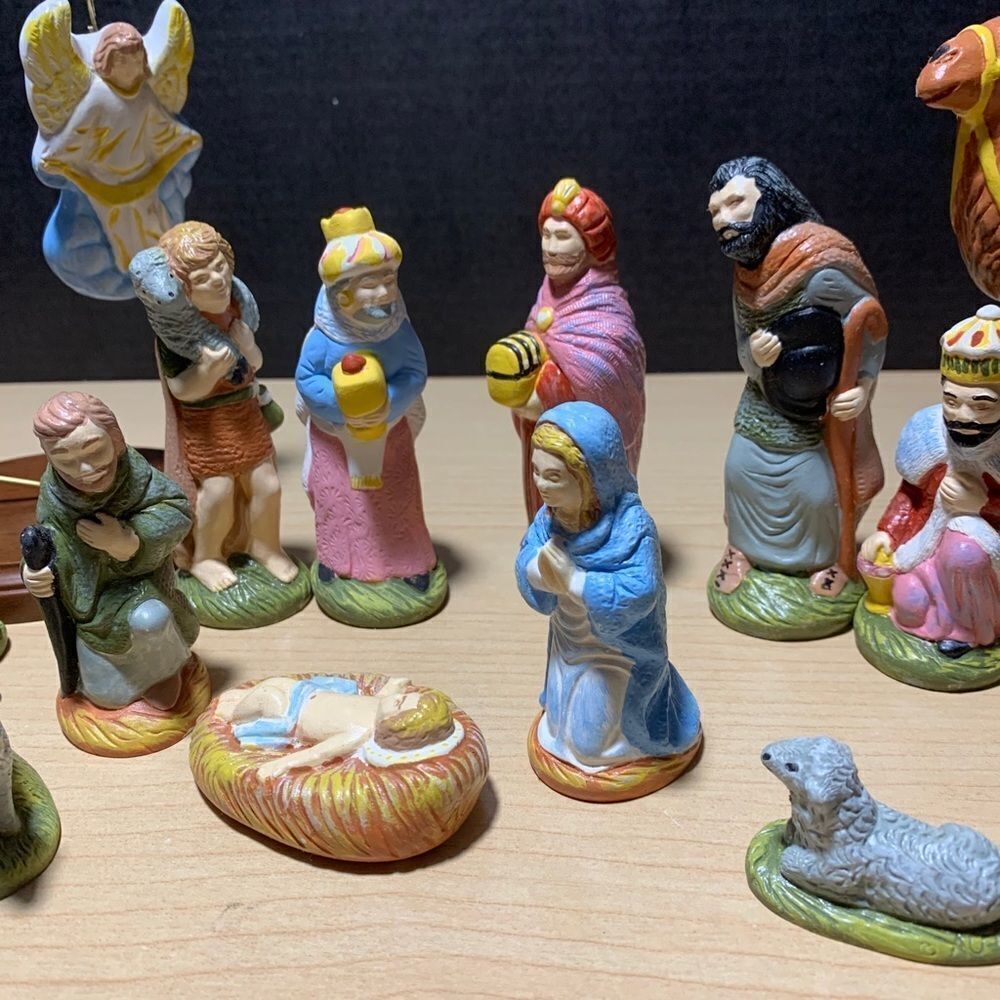 Wee Crafts Hand-painted Nativity Set - Picture 4 of 10